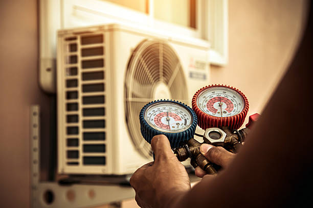 Professional Heat Pump Repair technician working in Mountainside, NJ